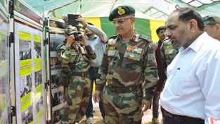 Major General AK Sharma and DC Doda Mubarak Singh during Ex-servicemen Mela at Bhaderwah on Thursday.