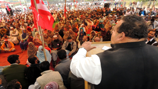 Provincial President NC Devender Singh Rana addressing election meeting in Nagrota constituency on Thursday. Provincial President NC Devender Singh Rana addressing election meeting in Nagrota constituency on Thursday.