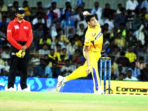 CSK’s pacer Ashish Nehra in action during the IPL match against Delhi Daredevils in Chennai on Thursday.