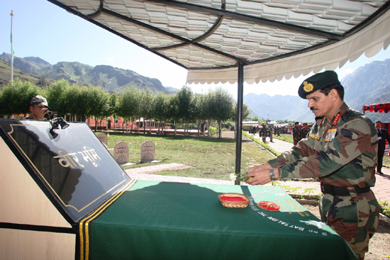 Army chief Gen Dalbir Singh Suhag addressing troops at Drass on Saturday.