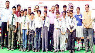 Union Minister Dr Jitendra Singh, along with social activist and ideologue Indresh Kumar, posing for photograph with student representatives of different schools on the eve of "World Students' Day" to mark the birth anniversary of former President, Late Dr APJ Abdul Kalam at New Delhi on Wednesday.