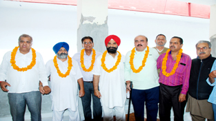 Elected members of Ram Darbar Bazaar Committee posing for group photograph.