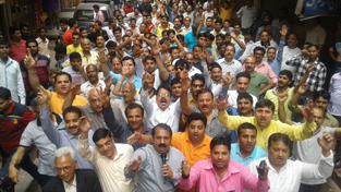 Jewellers during protest at Jammu.