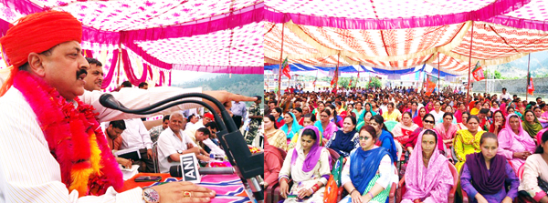 MoS in PMO Dr Jitendra Singh addressing a public rally at Bhaderwah on Saturday. — Excelsior/Tilak Raj