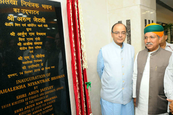 Union Minister for Finance and Corporate Affairs, Arun Jaitley inaugurating the ‘Mahalekha Niyantrak Bhawan’, the new premises of Office of the Comptroller General of Accounts (CGA), in New Delhi on Wednesday.