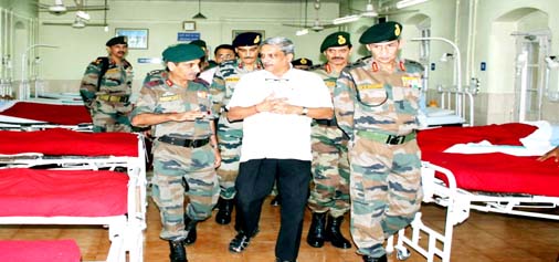 Defence Minister Manohar Parrikar and Army chief Gen Dalbir Singh inquiring condition of the injured in Army hospital on Sunday.