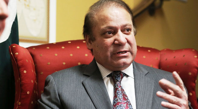 Pak SC issues notice to Sharif, others in corruption case
