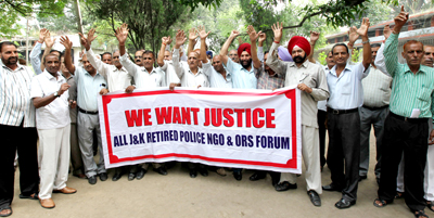 Retired Police personnel holding protest demonstration in support of their demands. —Excelsior/Rakesh Retired Police personnel holding protest demonstration in support of their demands. —Excelsior/Rakesh