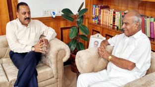 Union Minister Dr Jitendra Singh holding one-to-one meeting with newly appointed Governor of Assam, Banwarilal Purohit at Raj Bhawan, Guwahati on Monday. Union Minister Dr Jitendra Singh holding one-to-one meeting with newly appointed Governor of Assam, Banwarilal Purohit at Raj Bhawan, Guwahati on Monday.