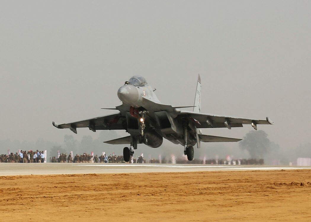 IAF jets touch down for opening of Agra-Lucknow Expressway