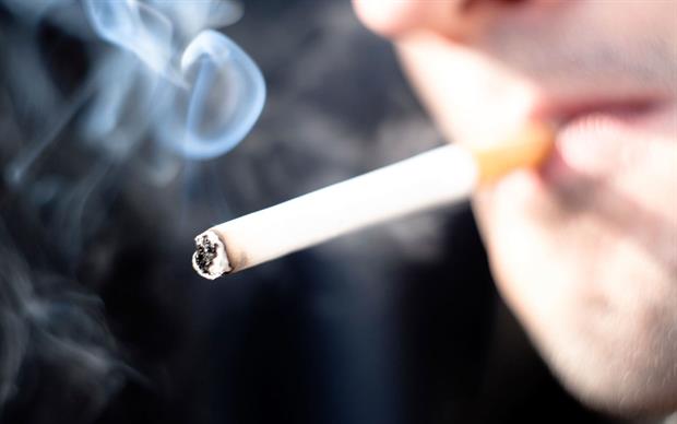 Smoking may increase risk of artery swelling: study