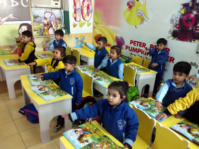 Students during ONTR PAN India reading activity at DPS Jammu.