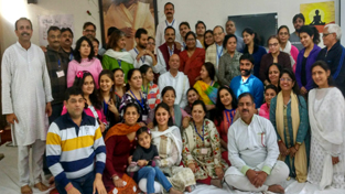 Faculty members, volunteers and participants posing on concluding day of Advance Meditation Course, at AOL Jammu Centre.