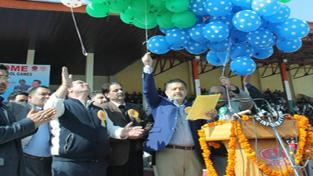 Minister for Sports, Moulvi Imran Raza Ansari alongwith other Minister and dignitaries releasing balloons while declaring open 62nd National School Games at MA Stadium in Jammu. — Excelsior/Rakesh