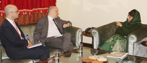 British envoy interacting with Chief Minister at Jammu on Thursday.