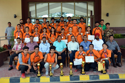 Winning teams of SMVDU Katra posing along with Vice Chancellor, Prof Sanjeev Jain and other dignitaries on Tuesday.