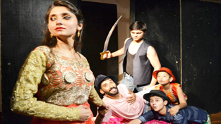 A scene from the play 'Hera Pheri' directed by Aarushi Thakur Rana.