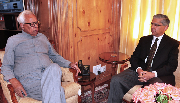 Chief Justice meets Governor