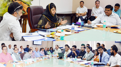 Chief Minister Mehbooba Mufti chairing meeting of J&K State Sports Council at Srinagar on Wednesday.