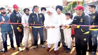 Chief guest inaugurating 3rd branch of MGCA in Jammu on Thursday.
