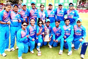 Indian eves posing for a photograph after winning T20 series at Cape Town on Saturday.