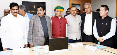 Minister for PHE, Sham Lal Choudhary meeting with Union Minister for Water Resources, Nitin Gadkari at New Delhi.