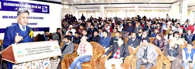 CIC, Khurshid Ahmad Ganai speaking at seminar at Srinagar on Monday.