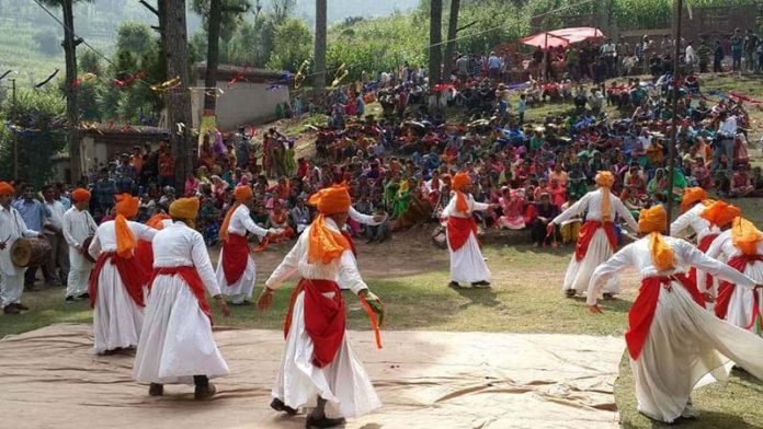 Locals performing traditional dance during 3-day Naag Devta Mela at Sujandhar. -Excelsior/Ramesh Mengi