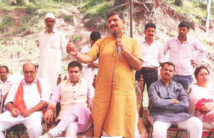 MP Jugal Kishore Sharma addressing public meeting near Sunderbani.