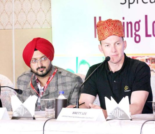 Australian Cricketer, Brett Lee along with Shri Mata Vaishno Devi Narayana Superspeciality Hospital team and CEO Shrine Board in a press conference at Jammu on Thursday. -Excelsior/Rakesh