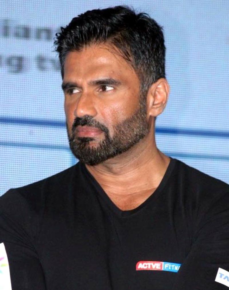 Buy SUNIL SHETTY Pictures, Images, Photos By Chandradeep Kumar - Business &  Economy pictures