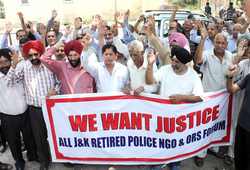 Police pensioners during a protest demonstration at Jammu on Friday. -Excelsior/Rakesh