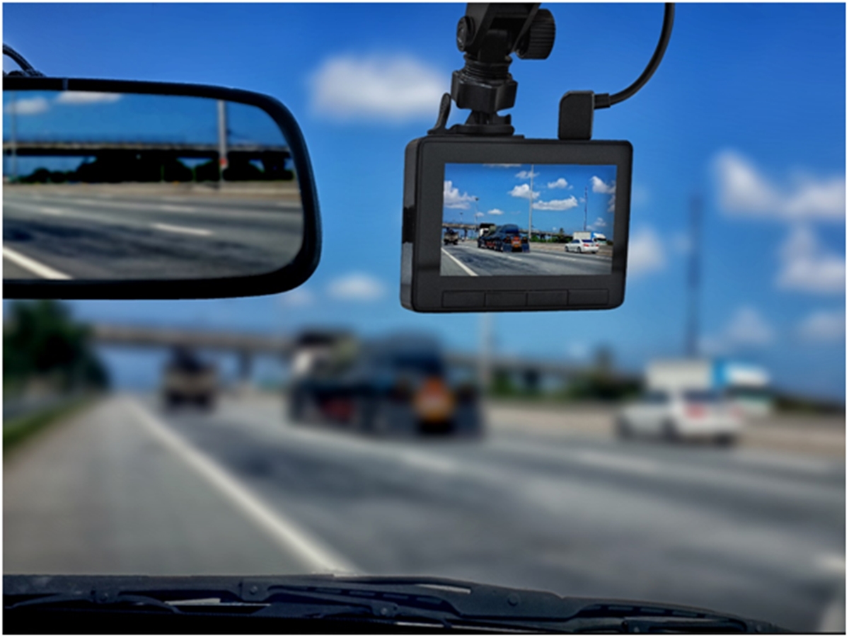 Top 5 Advantages of Using a GPS Tracker with Dash Cam for Your Fleet -  DailyExcelsior