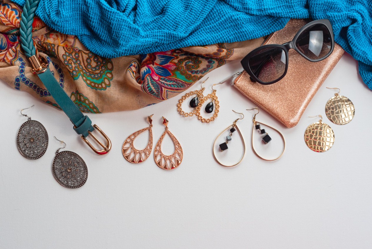 What do earrings symbolize in 2024? | 9Avril
