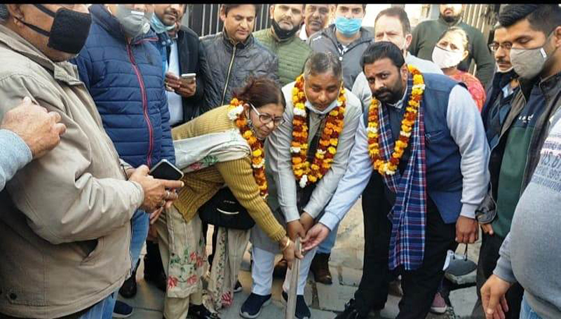 Sat Sharma, former Minister, kick starting construction works at Ward No 40 on Wednesday.