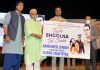 Lt Governor Manoj Sinha releasing Jubin Nautiyal's music album ‘Tuje Bhoolna Toh Chaha’ at Jammu on Wednesday. —Excelsior/Rakesh