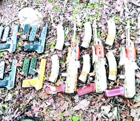 Arms recovered from Tangdhar.