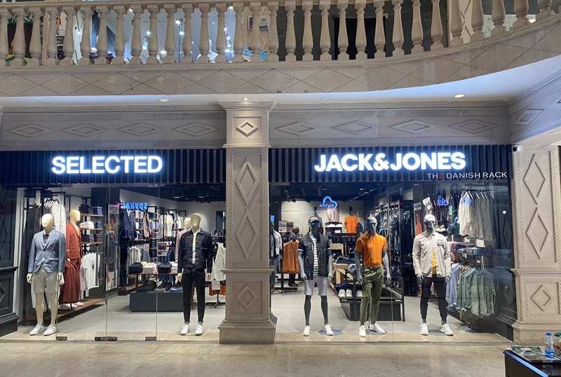 Jack & Jones store at Srinagar.