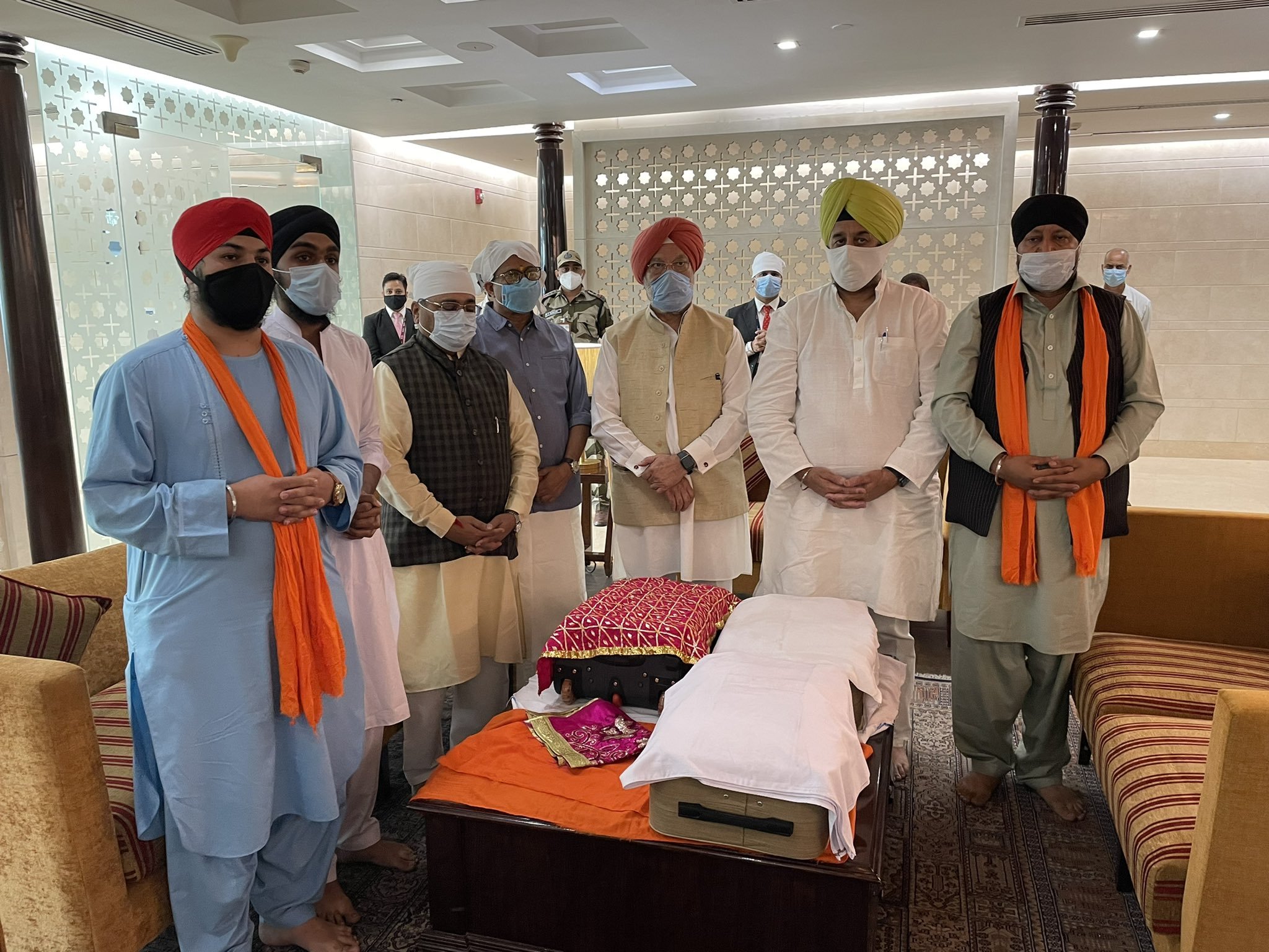 Hardeep Singh Puri Receives 3 Swaroop Of Sri Guru Granth Sahib Brought From Kabul At Delhi