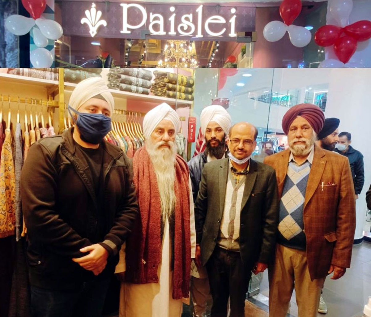 Mahant Manjit Singh and others during inauguration of Paislei in Jammu.