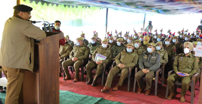 DGP Dilbag Singh addressing jawans and officers.