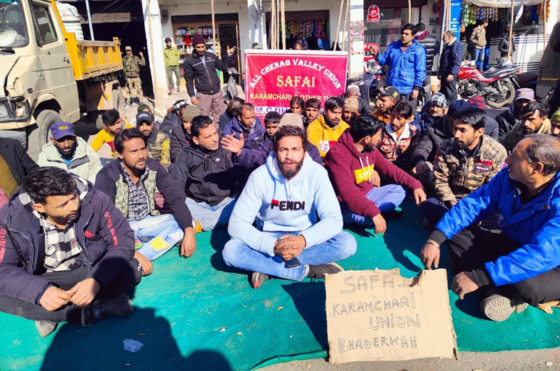 Safai Karamcharis during protest at Bhaderwah. — Excelsior/Tilak Raj