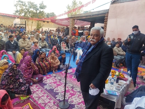 Ajay Sadhotra addressing a public meeting at Haripur in Marh Assembly constituency on Monday.