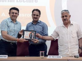 Director MIET, Prof Ankur Gupta presenting a memento to Prof Arvind Jasrotia during lecture on Saturday.