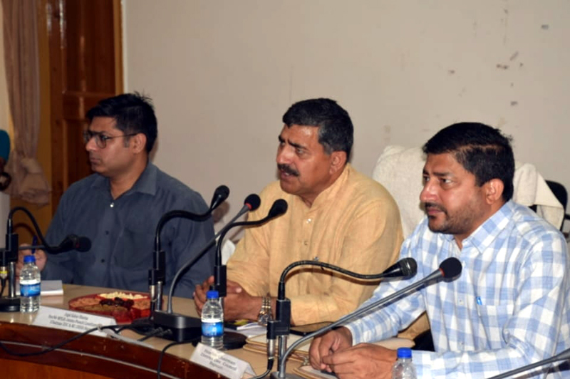 MP Jugal Kishore reviewing implementation of CSSSs at DISHA meeting in Rajouri.