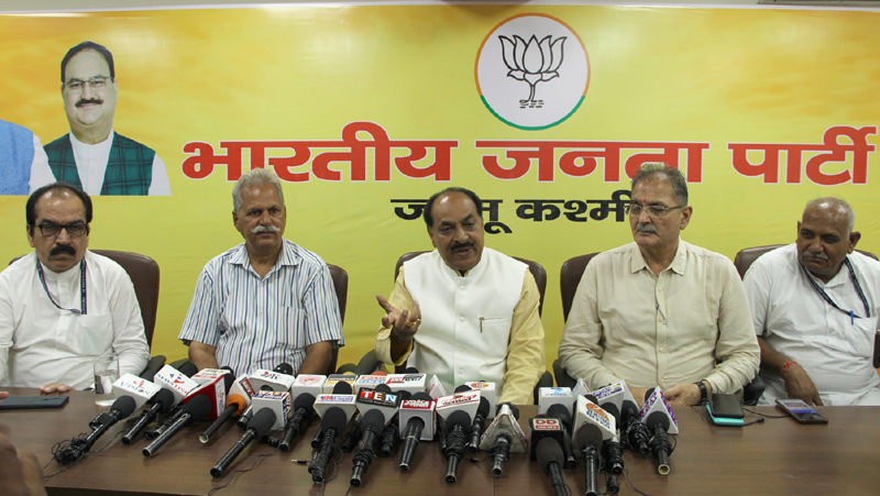 PSC Chairman of Railways, Ramesh Chandra Ratan along with other BJP leaders at a press conference at Jammu on Wednesday. — Excelsior/Rakesh