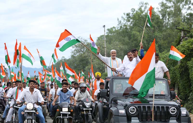 BJP leaders taking out ‘Har Ghar Tiranga’ rally at Mishriwala on Friday.