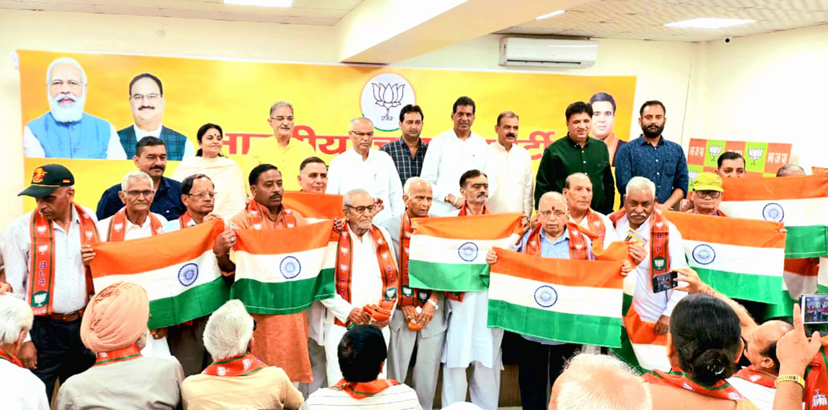 BJP leaders during a function at party office Trikuta Nagar on Saturday.