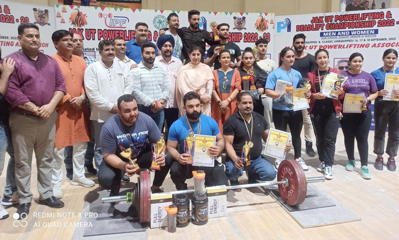 Winners posing for a group photograph alongwith dignitaries at Jammu.