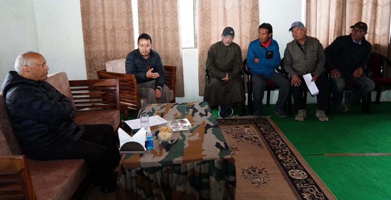 Councillor Konchok Stanzin led delegation in a meeting with LG Ladakh R K Mathur at Pangong on Sunday.